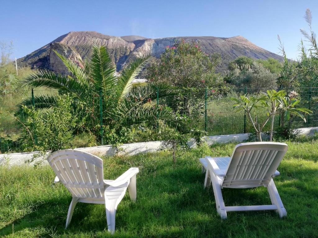 Garden & Sea Villa Vulcano  Exterior photo