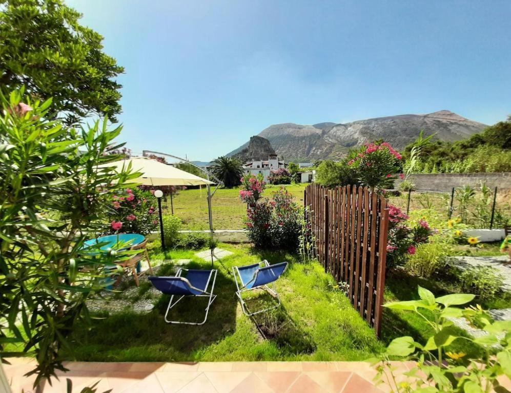 Garden & Sea Villa Vulcano  Exterior photo