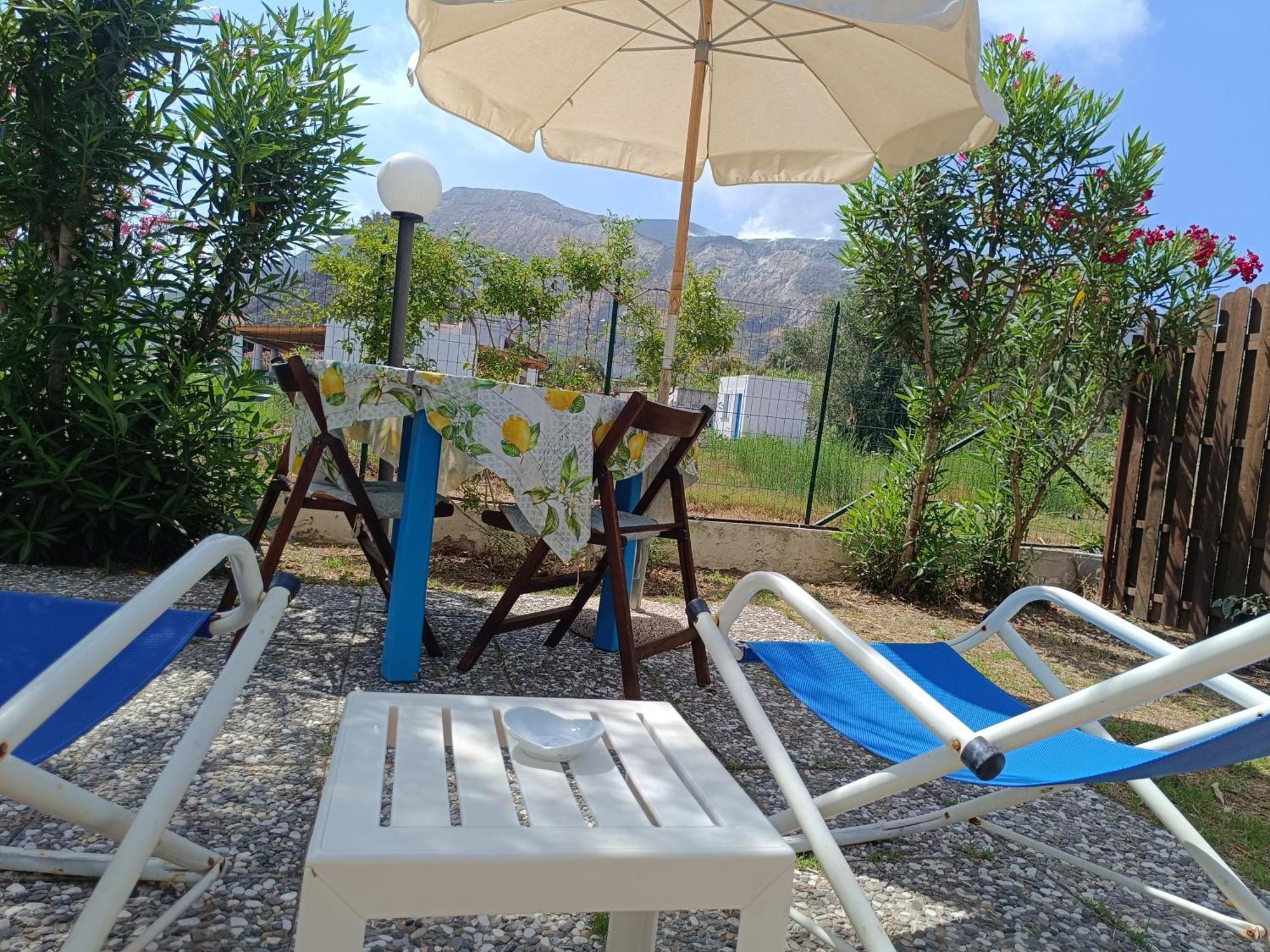 Garden & Sea Villa Vulcano  Exterior photo